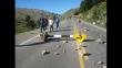 Fotos: mineros informales bloquean carretera Puno-Juliaca