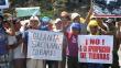 Mineros llegan a acuerdo con el Ejecutivo en Lima pero sigue bloqueo de vías