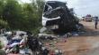 Choque de autobús y camión deja 43 muertos en México