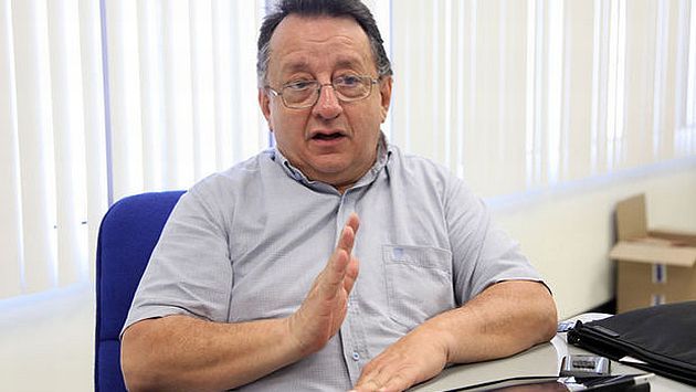 CENSURADO. Emilio Palacio fue condenado a tres años de cárcel. (El Comercio de Ecuador)