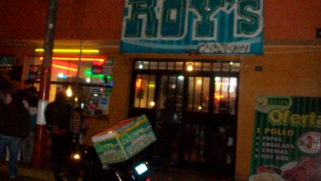 A QUEMARROPA. Criminales llegaron a restaurante en una moto. (Huaralenlinea.com)
