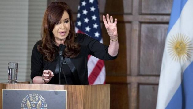 ALZA LA VOZ. Presidenta argentina, Cristina Fernández, pidió que medios tomen clara posición. (AP)