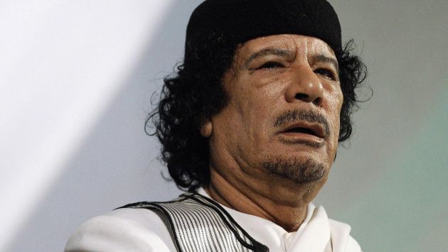 Gadafi habría escondido tesoro en 1992. (Reuters)