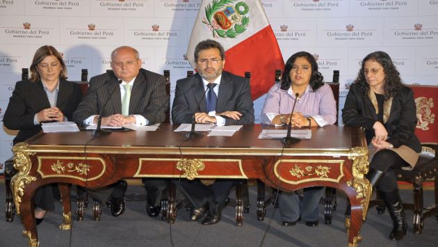 Conferencia de prensa tras el consejo de ministros. (Andina)