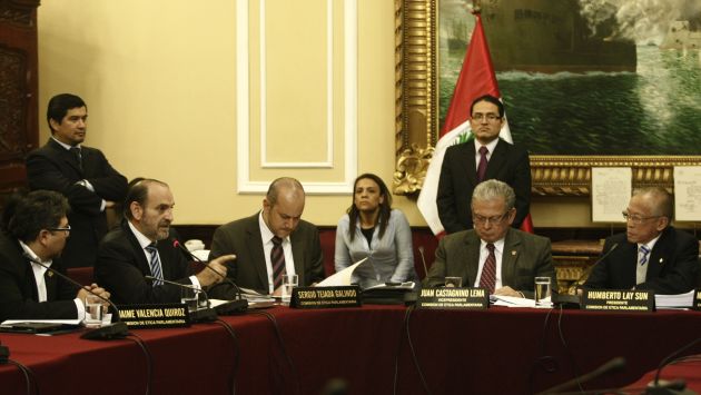 Comisión de Ética seguirá discutiendo sobre inconductas de polémico legislador. (Rochi León)