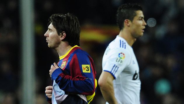 DUELO. Messi y Cristiano Ronaldo luchan por ser el mejor. (AP)