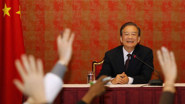 DE SALIDA. El primer ministro, Wen Jiabao, pidió que investiguen su presunto enriquecimiento. (Reuters)