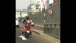 Foto: Motocicleta transita ilegalmente por la Vía Expresa