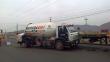Callao: Choque de camión cisterna y tráiler causa congestión vehicular
