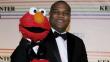 Hombre que da voz a ‘Elmo’ es acusado de tener sexo con un menor 
