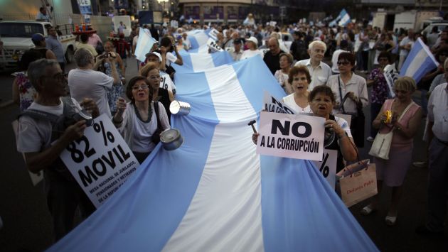 Numerosas manifestaciones se registran en Buenos Aires. (AP)