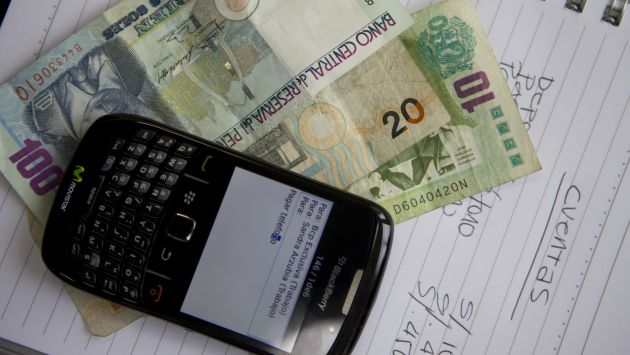 BILLETERA MÓVIL. Propuesta permite el uso del celular para hacer operaciones monetarias. (USI)