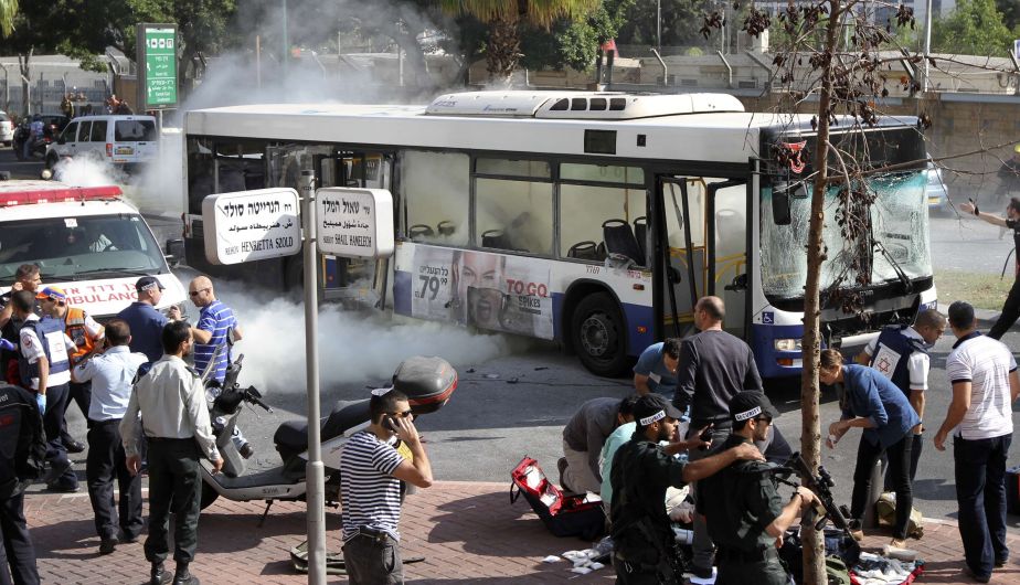 La explosión ocurrió cerca del Ministerio de Defensa israelí. (Reuters)