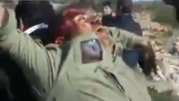Piloto capturado por rebeldes sirios. Captura: YouTube/Ziza19841