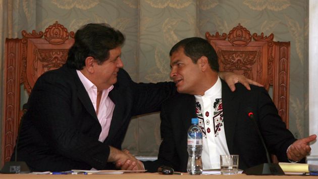 REVELACIONES. Alan García en uno de sus encuentros con el mandatario ecuatoriano. (Difusión)