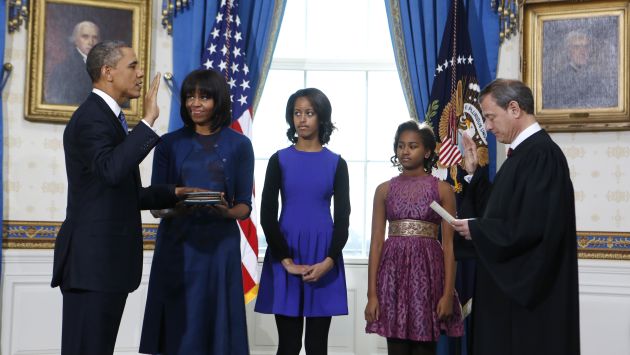 Obama estuvo acompañado de su familia. (AP)