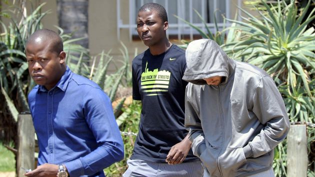 SU HORA MÁS DIFÍCIL. Así fue detenido el atleta sudafricano. (Reuters)
