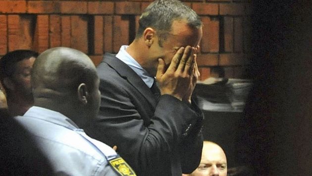 Podría recibir cadena perpetua por asesinar a Reeva Steenkamp en su casa. (Reuters)