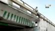 Advierten que puente de las avenidas La Marina y Brasil presenta daños 