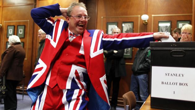 Entusiasta elector británico. (Reuters)