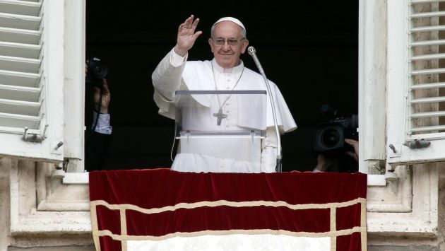 Papa dio bendición al público. (Reuters)