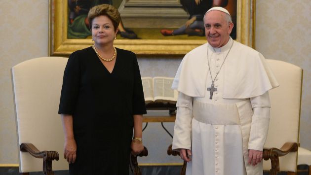 QUÍMICA. Dilma Rousseff tuvo ameno encuentro con el Papa. (AP)