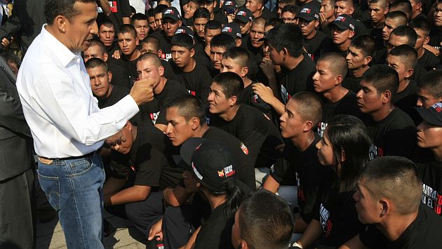 Al cuartel. Polémica normal del gobierno del presidente Ollanta Humala. (USI)