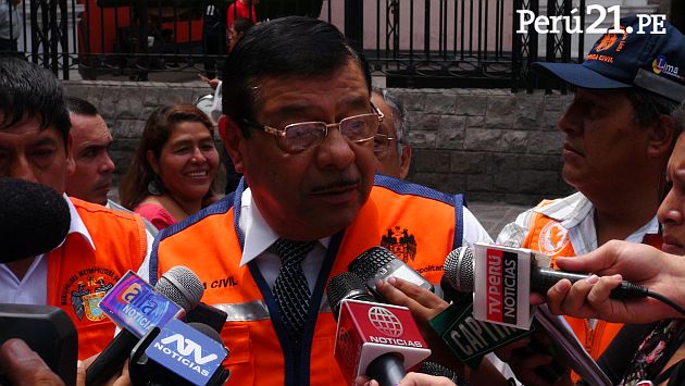 Jefe de Defensa Civil –Lima declara a la prensa. (Perú21)