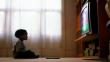 Niños que ven más de 3 horas de televisión tendrían problemas de conducta