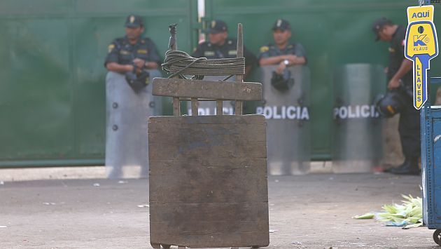 La presencia policial en La Parada aumentó. (Rafael Cornejo)