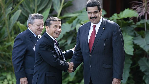 Humala junto a Maduro en una cita del Unasur de 2012. (USI)