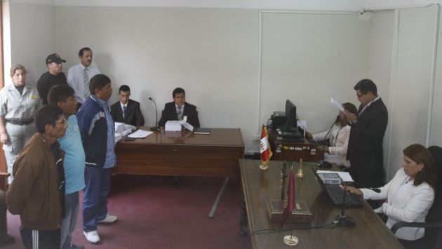 APELARON. Los tres condenados se mostraron en contra del fallo emitido por el 24 Juzgado Penal. (Mario Zapata)