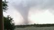 VIDEOS: Tornados en Texas matan a seis y destruyen más de 100 viviendas