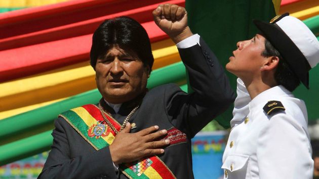 SE CREE FIJO. Evo Morales quiere seguirle los pasos a su exmentor Hugo Chávez al aferrarse al poder. (EFE)
