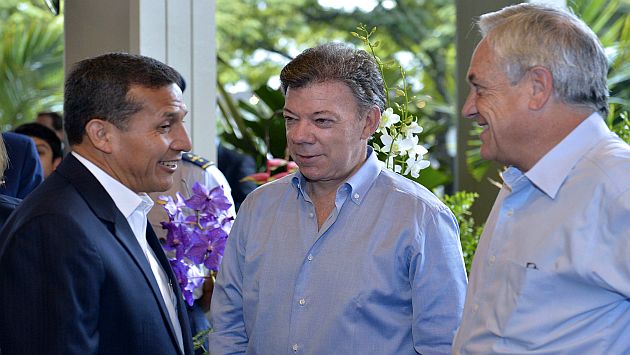 Humala, Santos y Piñera desayunaron juntos en una cita distendida. (EFE)