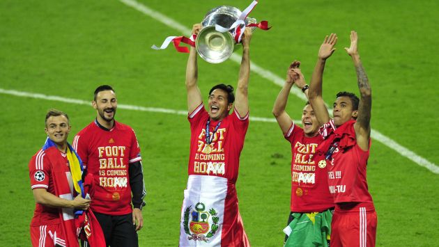  Pizarro estuvo emotivo. (AFP)