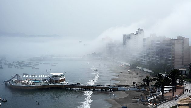 En la Costa Verde se registró una densa neblina. (David Vexelman)