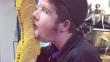 EEUU: Taco Bell en aprietos por foto de empleado lamiendo tortillas