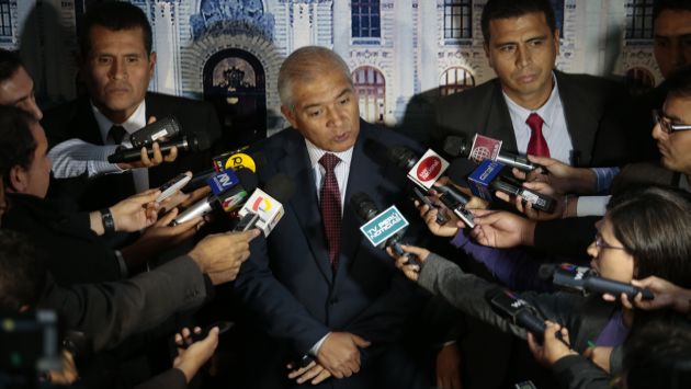 EN CAPILLA. Ministro del Interior ya evalúa su salida del Gabinete, pero primero hablará con el presidente Humala. (C. Fajardo)
