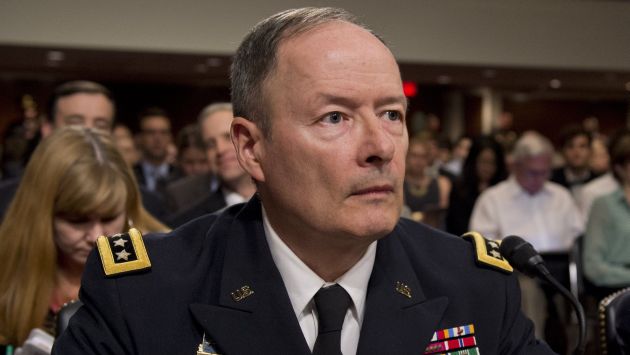 PLANES. General Keith Alexander entregó información al Senado. (AFP)