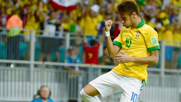  Neymar volvió a brillar con la ‘verdeamarelha’. El ‘10’ brasileño creó mucho peligro en la zaga italiana y anotó.(AFP)