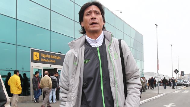 ASÍ NO ES. Comizzo se excedió en el aeropuerto Jorge Chávez. (USI)
