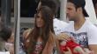 Cesc Fábregas pasa sus vacaciones con la novia de Lionel Messi