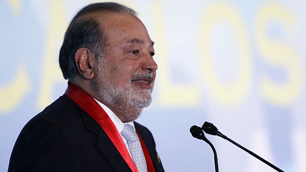 Carlos Slim participa en un evento en Lima. (Reuters)