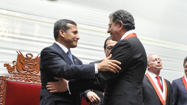 Óscar Urviola y Ollanta Humala intercambiaron posiciones sobre el tema de los bonos agrarios. (Difusión)