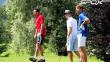 VIDEO: Claudio Pizarro se relaja jugando golf