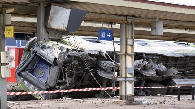 Impacto. El accidente ocurrió a 40 kilómetros al sur de París. (AFP)