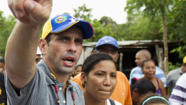 Capriles retoma su gira. (Reuters)