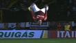 VIDEO: Celebra un gol con salto mortal y se lesiona