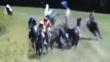 VIDEO: Brutal choque de dos caballos en Hamburgo